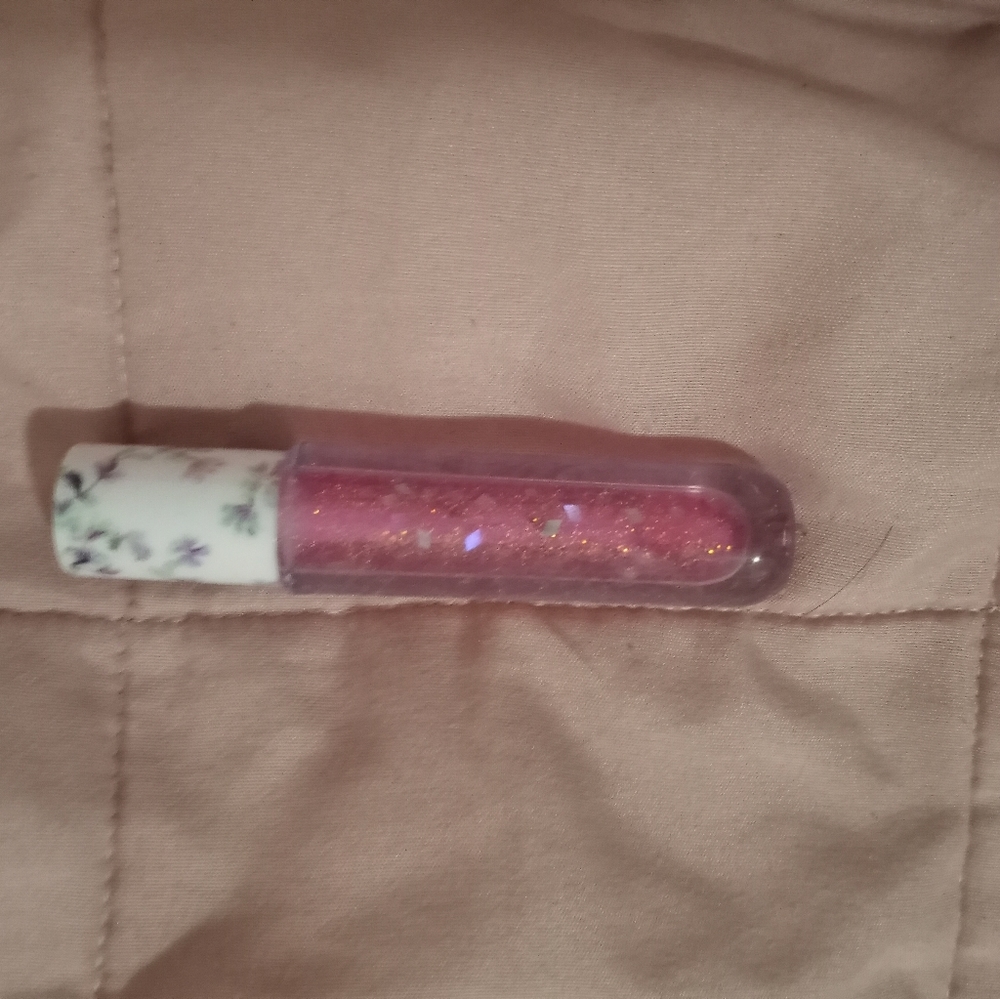 lip gloss